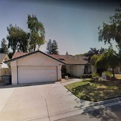 5095 W Kadota Avenue, Fresno, CA 93722 - #1