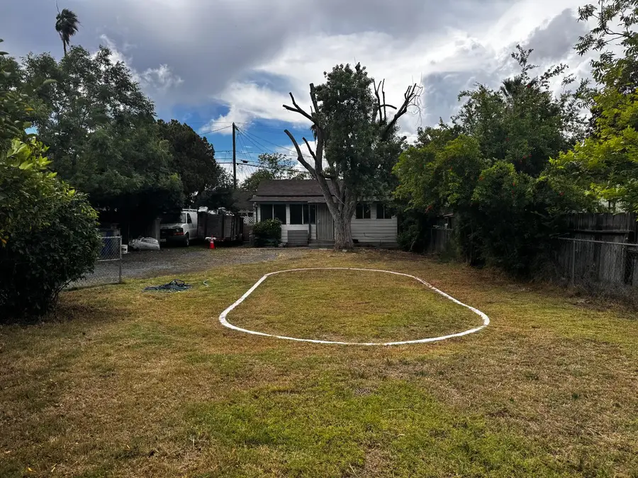 705 N Safford Avenue, Fresno, CA 93728 - #3