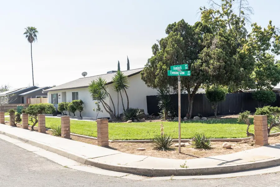 1185 E Evening Glow, Reedley, CA 93654 - #3