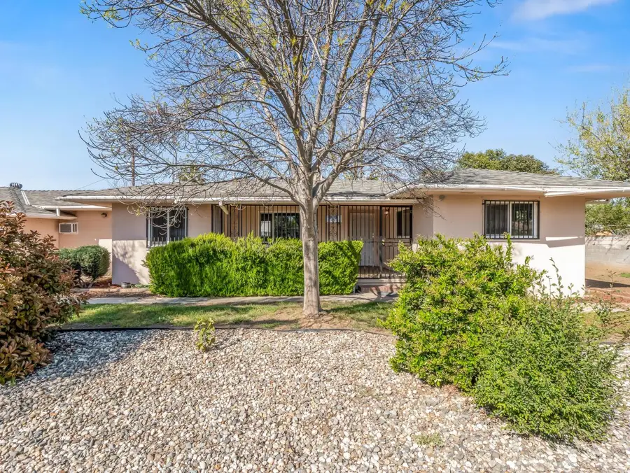 5017 E Washington Avenue, Fresno, CA 93727 - #2