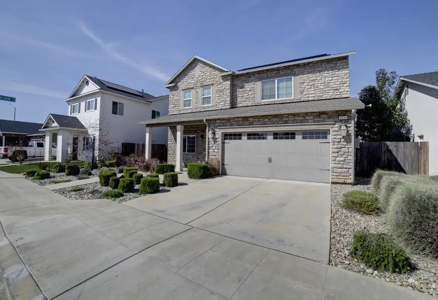 6026 E Fedora Avenue, Fresno, CA 93727 - #2