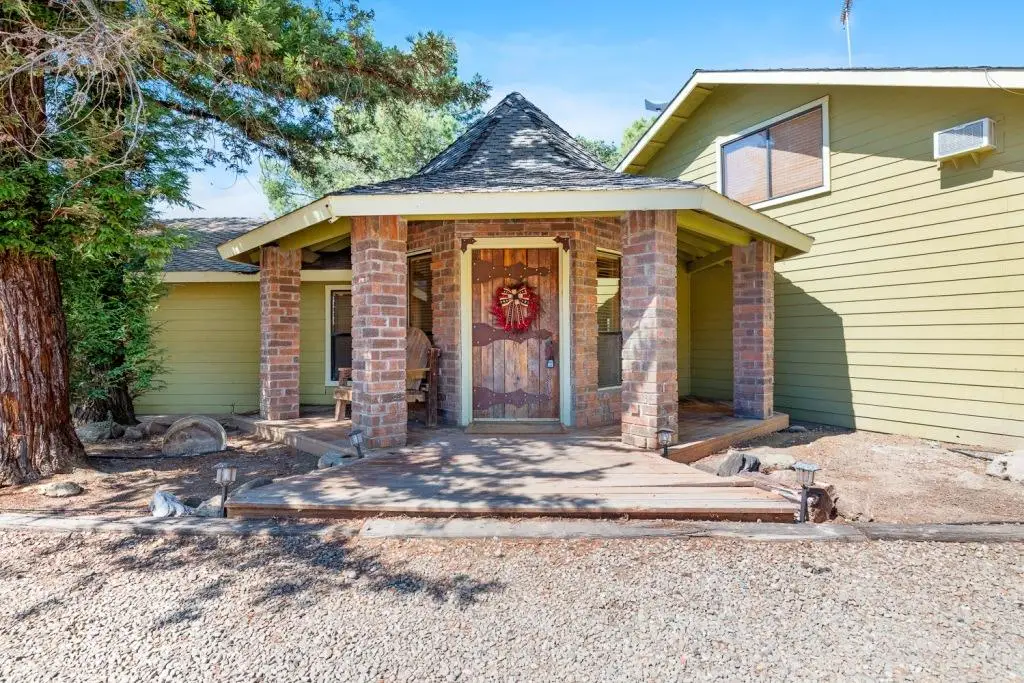 39330 W Hwy 198, Coalinga, CA 93210 - #1