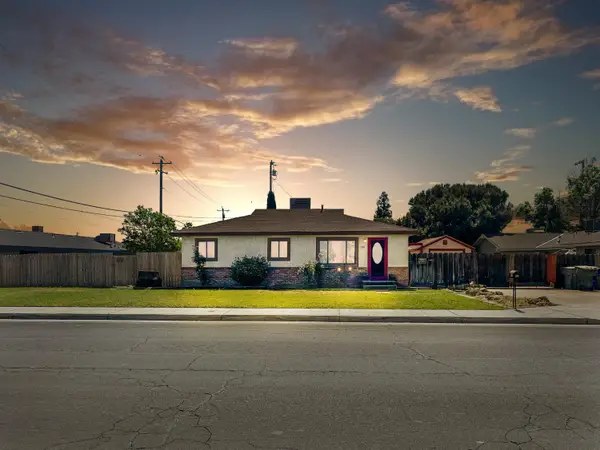 560 W Stuart Avenue, Clovis, CA 93612