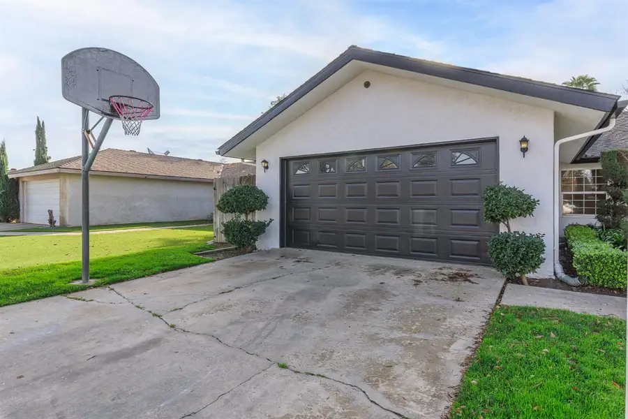 2820 Driftwood Drive, Madera, CA 93637 - #3