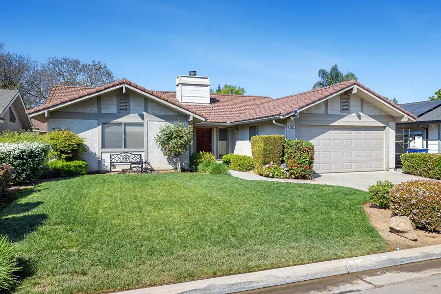 6363 N Gilroy Avenue, Fresno, CA 93722 - #2