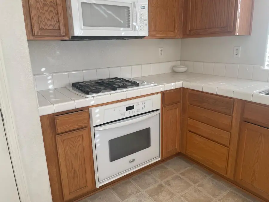 1006 Papaya Street, Madera, CA 93638 - #3