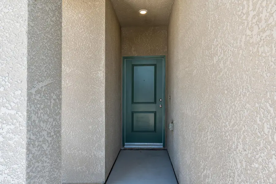 997 Pioneer Drive W, Madera, CA 93636 - #3