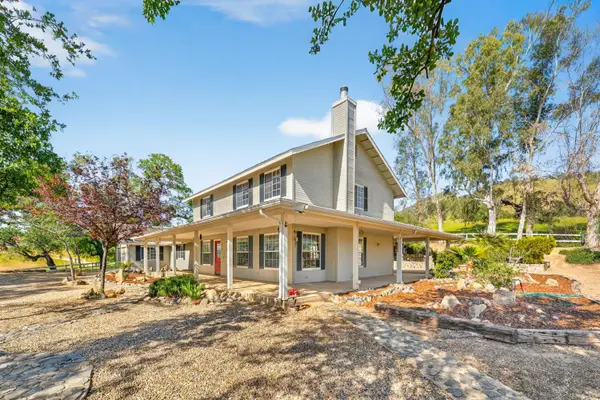 6846 Chaparral Dr, Sanger, CA 93657