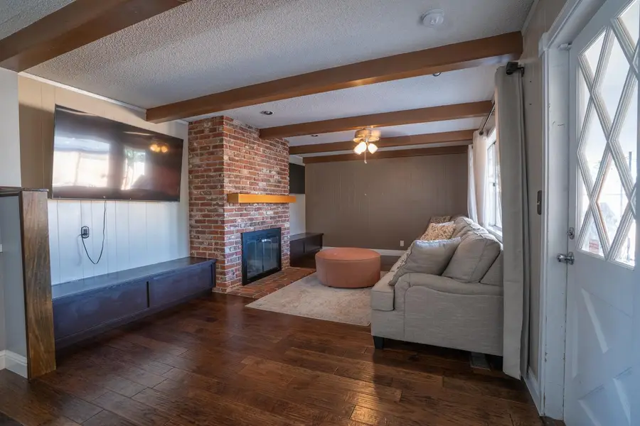 435 Harvard Avenue, Coalinga, CA 93210 - #3