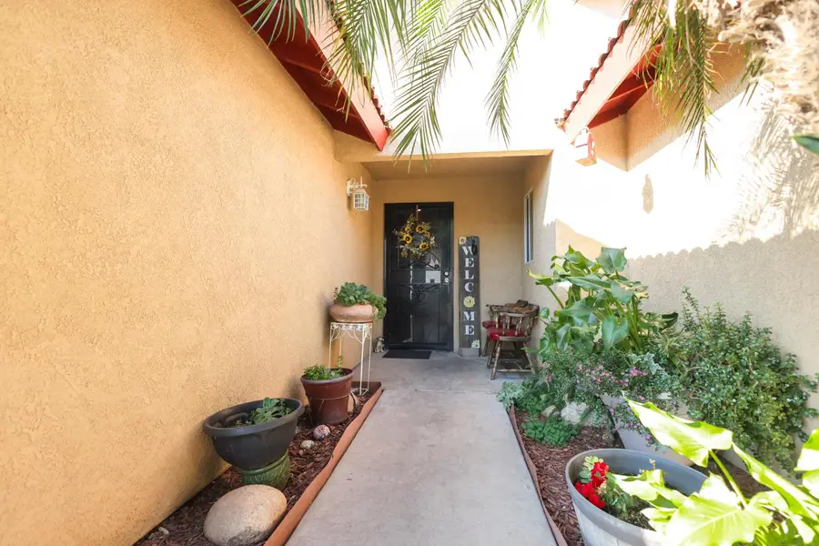 1686 Souza Street, Orange Cove, CA 93646 - #3