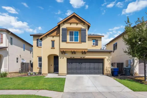 7374 E Giavanna Avenue, Fresno, CA 93737