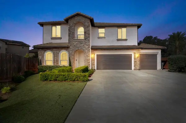 1805 E Bella Rosa Avenue, Fresno, CA 93730