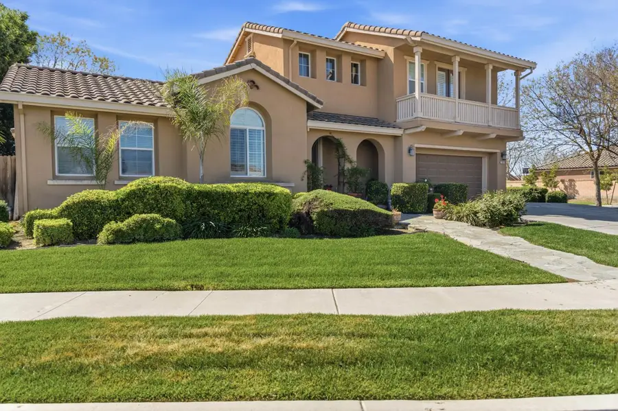 15627 W Botelho, Kerman, CA 93630 - #3