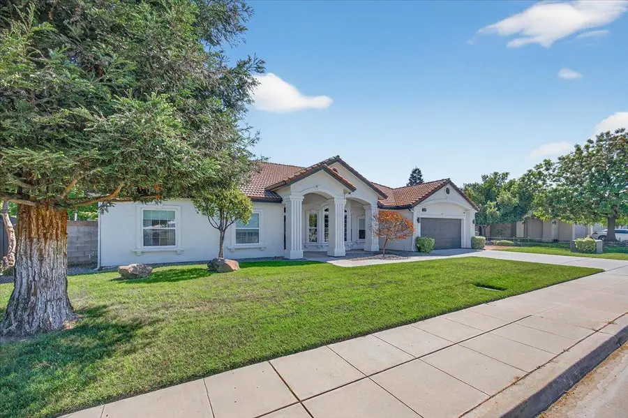 1555 Taylor Lane, Madera, CA 93637 - #3