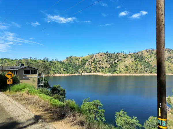 28075 Sky Harbour Road, Friant, CA 93626