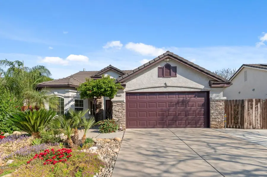 2740 E El Paso Avenue, Fresno, CA 93720 - #2