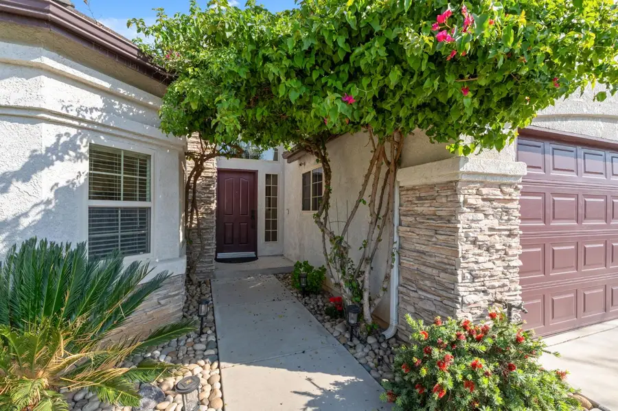 2740 E El Paso Avenue, Fresno, CA 93720 - #3