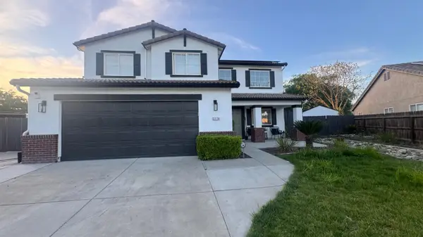 2174 W Picadilly Lane, Hanford, CA 93230