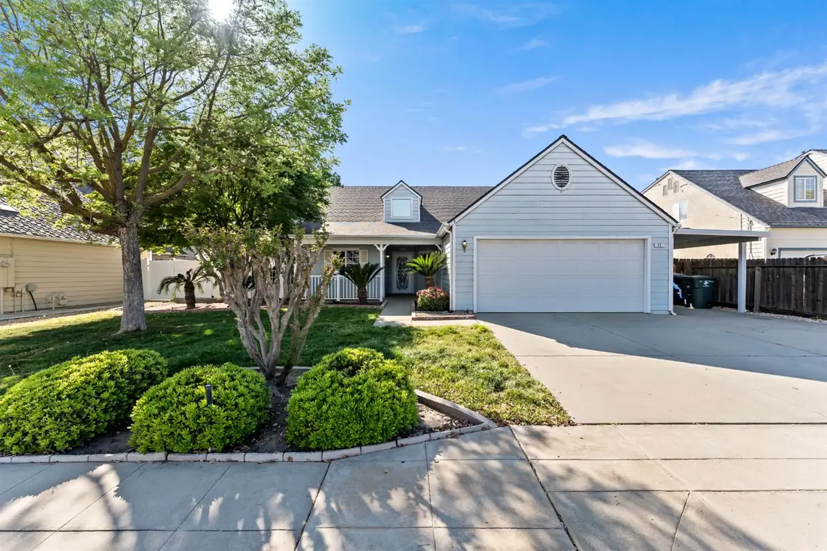 22 N Bliss, Clovis, CA 93611 - #1