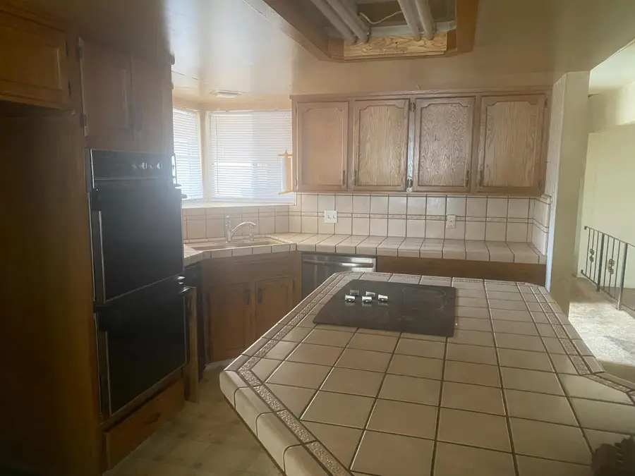 2654 E Warner Avenue, Fresno, CA 93710 - #3