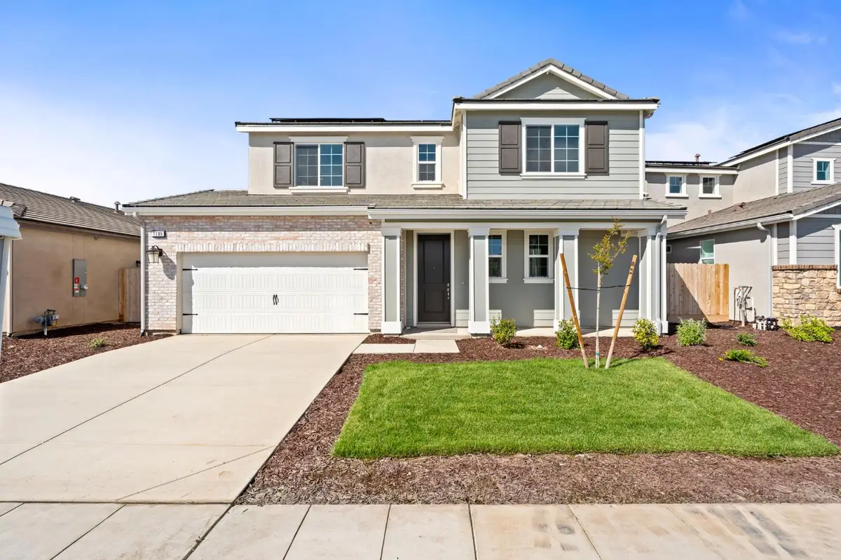 1189 Magnolia Court W, Madera, CA 93636 - #1