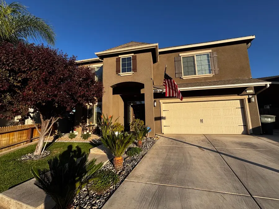 1614 N Barcus Avenue, Fresno, CA 93722 - #3