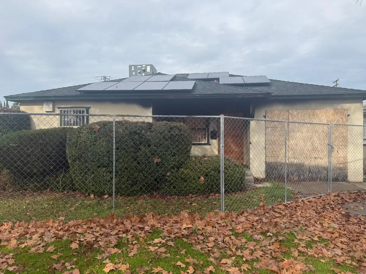 23 E Strother Avenue, Fresno, CA 93706 - #1