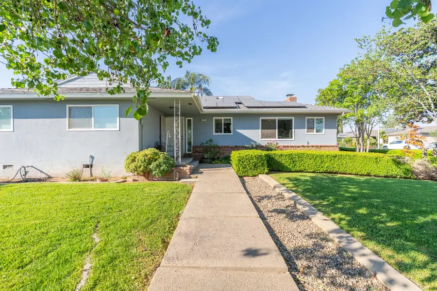 1074 E Sample Avenue, Fresno, CA 93710 - #2