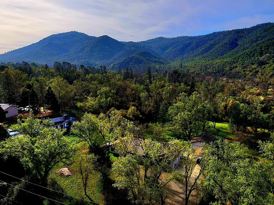 45344 S Oakview Drive, Oakhurst, CA 93644 - #2