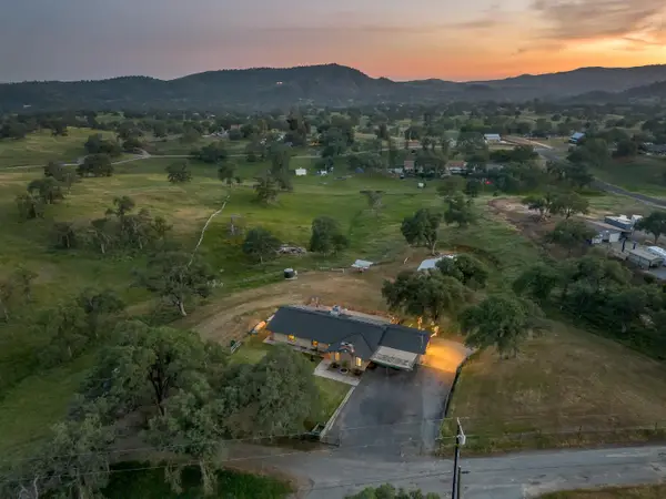 22452 Goldrush Lane, Clovis, CA 93619