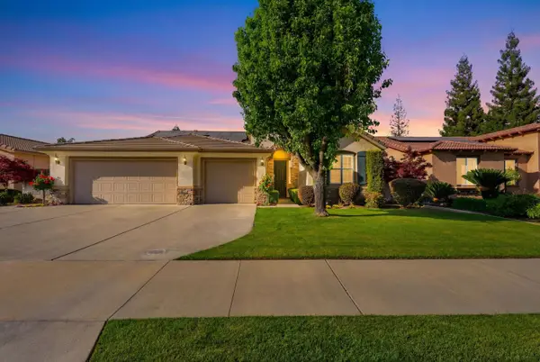1631 Kamm Avenue, Kingsburg, CA 93631