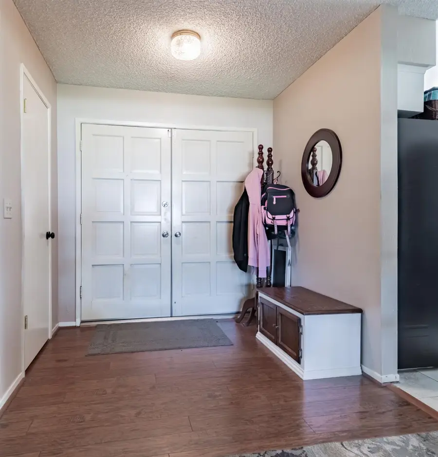 911 Stanford Avenue, Clovis, CA 93611 - #3