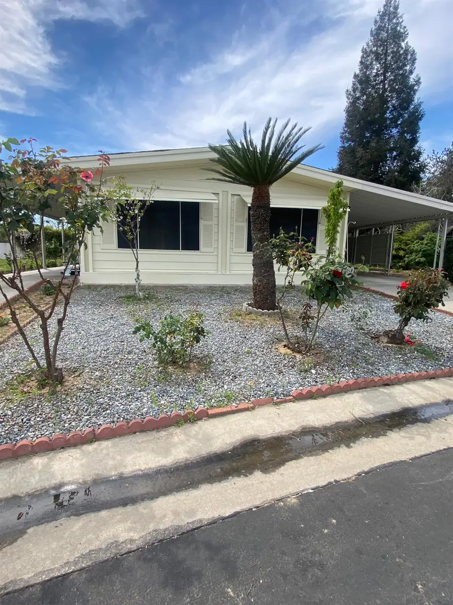 1300 W Olson Avenue #126, Reedley, CA 93654 - #2