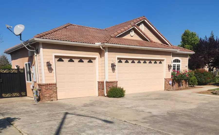 2684 Armstrong Avenue, Clovis, CA 93611 - #3