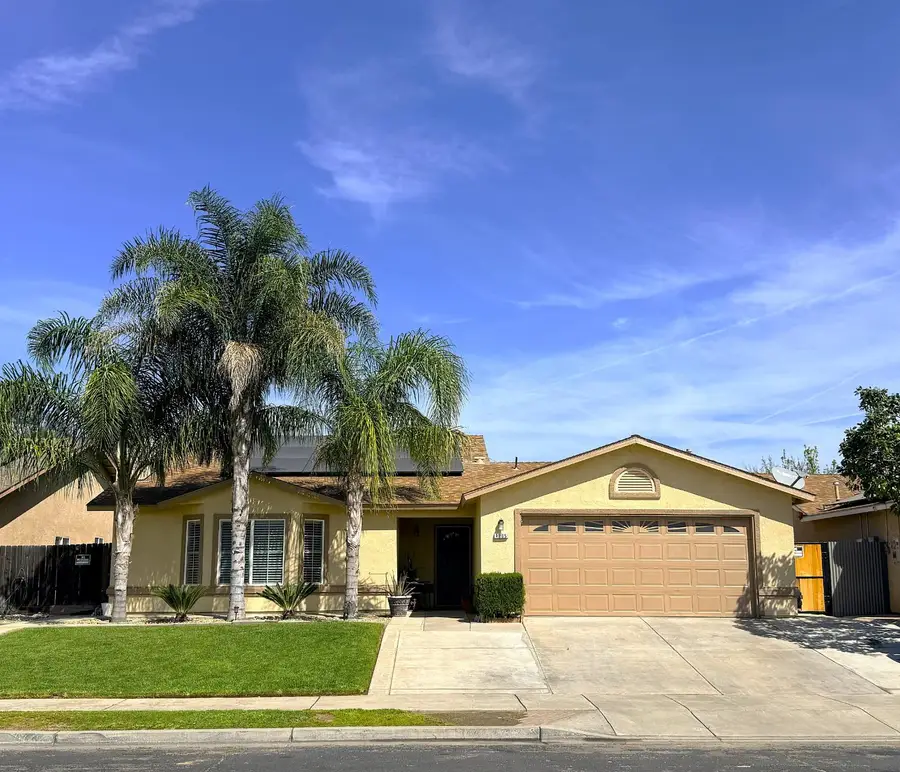 1305 Carmen Avenue, Madera, CA 93638 - #2