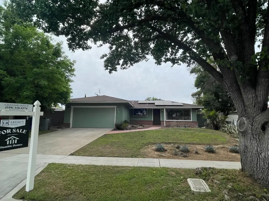 4717 N Bengston Avenue, Fresno, CA 93705 - #2