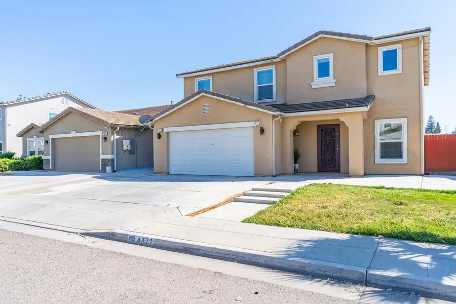 4371 W Saginaw Way, Fresno, CA 93722 - #2