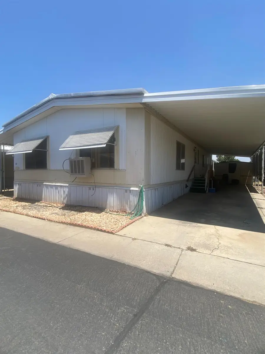 581 N Crawford Avenue #112, Dinuba, CA 93618 - #2