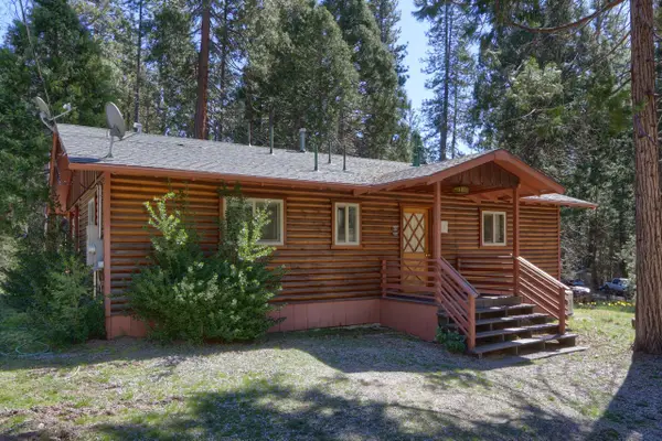 2580 River Road, Wawona, CA 95389