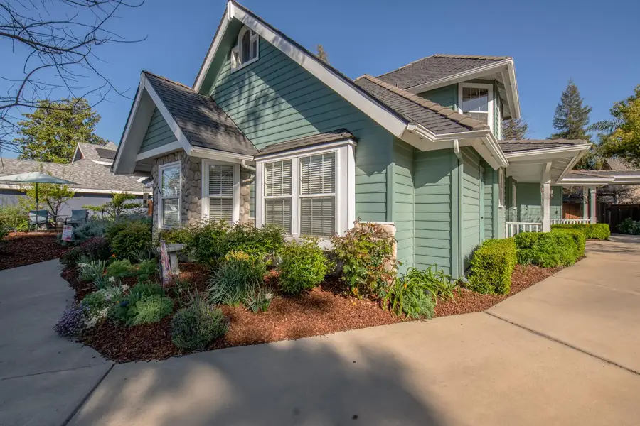 3900 W Allen Court, Visalia, CA 93291 - #3