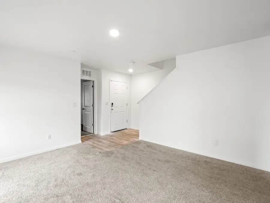 3637 N Mccaffrey Avenue, Fresno, CA 93722 - #2