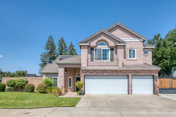 1323 Oak Avenue, Clovis, CA 93611