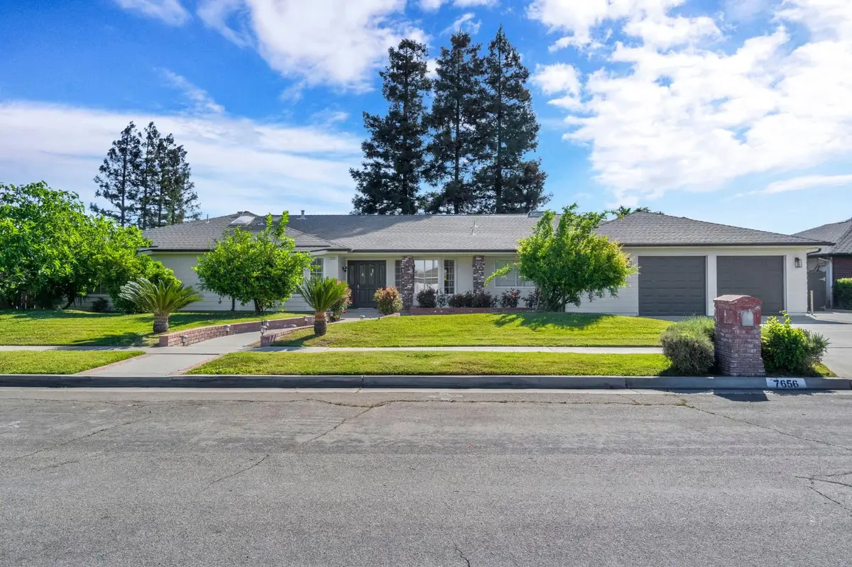 7656 N Hayston Avenue, Fresno, CA 93720 - #1