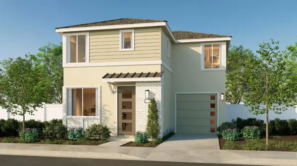 1484 Woodhill Lane, Clovis, CA 93619