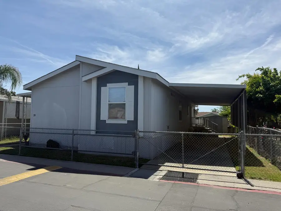 220 S Madera #95, Kerman, CA 93630 - #2