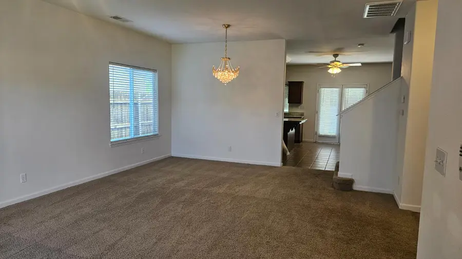 580 W Sunset Street, Kingsburg, CA 93631 - #3