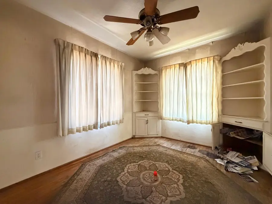 544 W Vassar Avenue, Fresno, CA 93705 - #3
