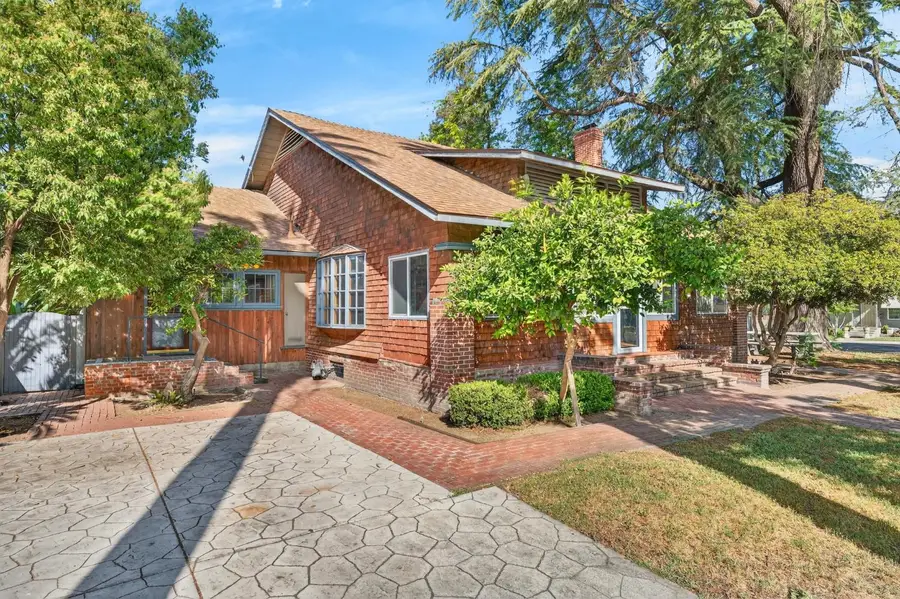 751 S 3rd Street, Kerman, CA 93630 - #3