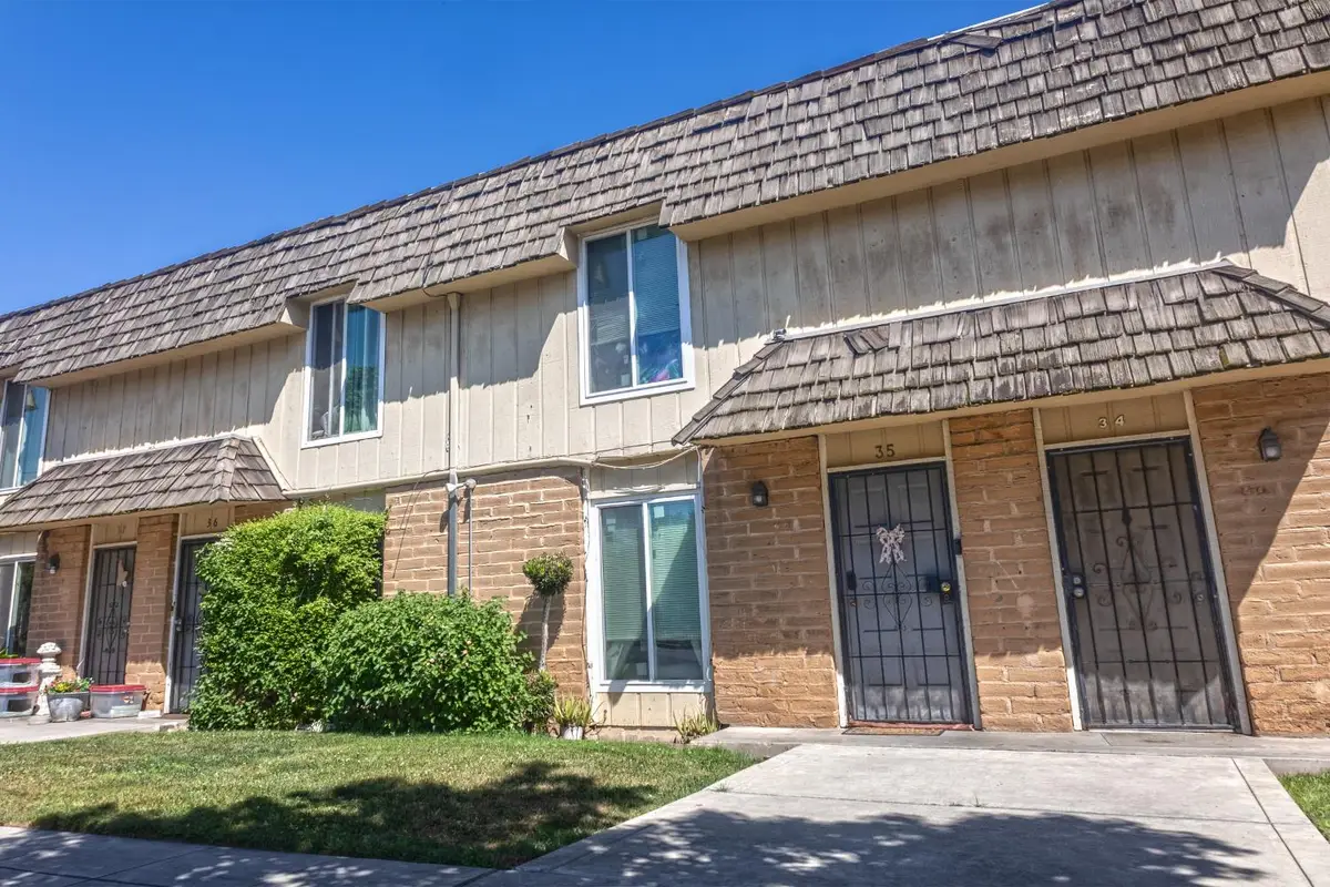 4136 N Thesta Street #35, Fresno, CA 93726 - #1