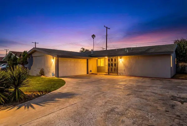 2026 Mono, Oxnard, CA 93036